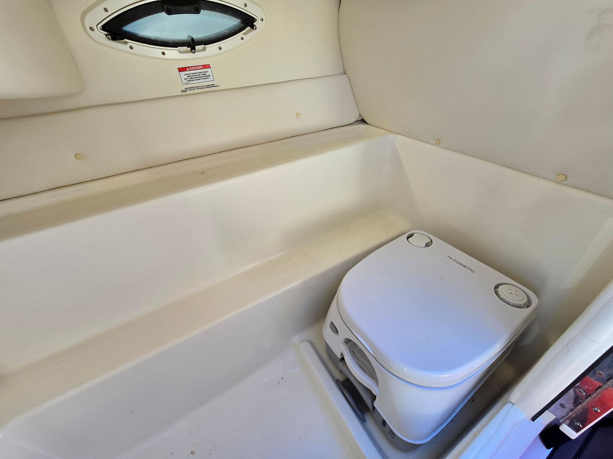 Bayliner VR6 9